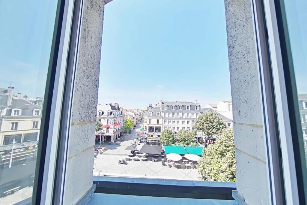 Place D'Erlon 70 - Appartement Tres Lumineux Реймс Екстер'єр фото